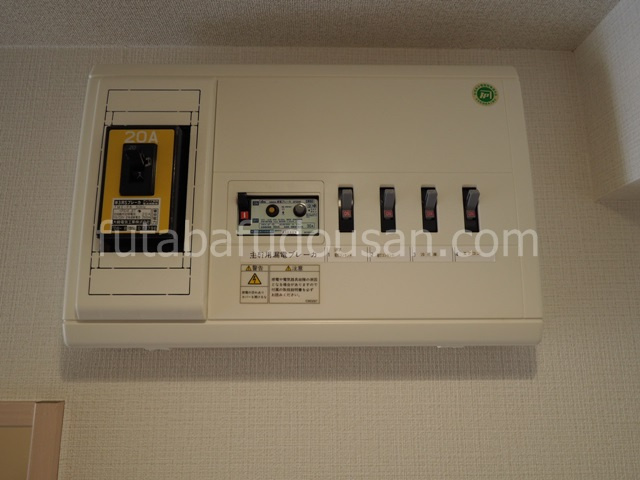 ブレーカー　20A