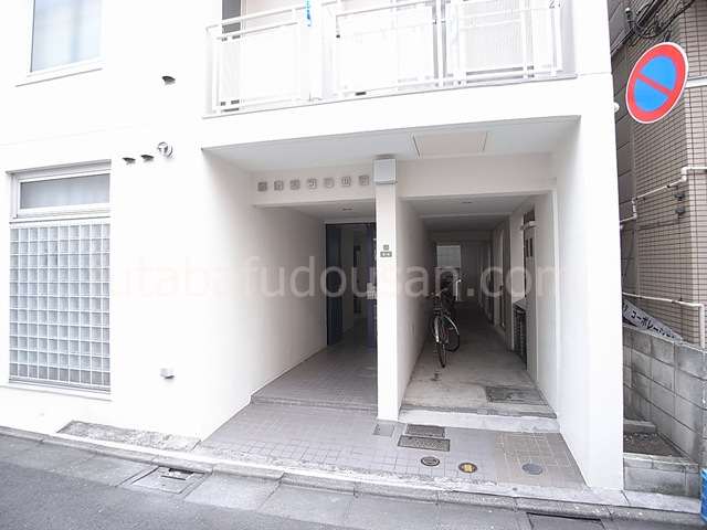 マンション入口