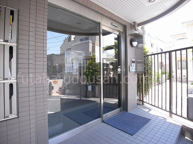 マンション入口