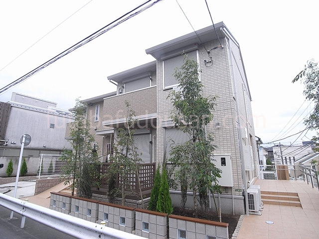 アパート外観