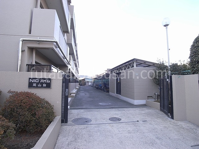 マンション入口