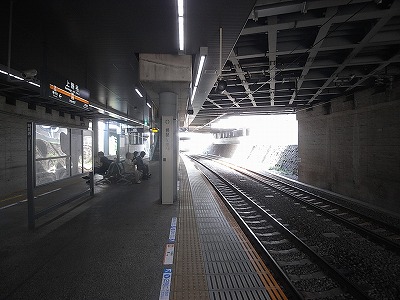 上野毛駅駅構内５