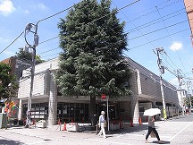 世田谷区立尾山台図書館